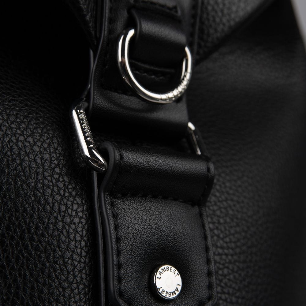 Sac de voyage en cuir vegan June - LAMBERT Sac de voyage en cuir vegan June - LAMBERT
