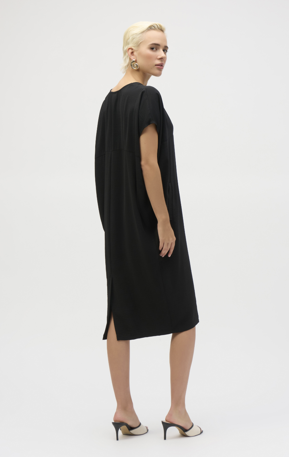 Robe minimaliste ample en gaze - JOSEPH RIBKOFF Robe minimaliste ample en gaze - JOSEPH RIBKOFF