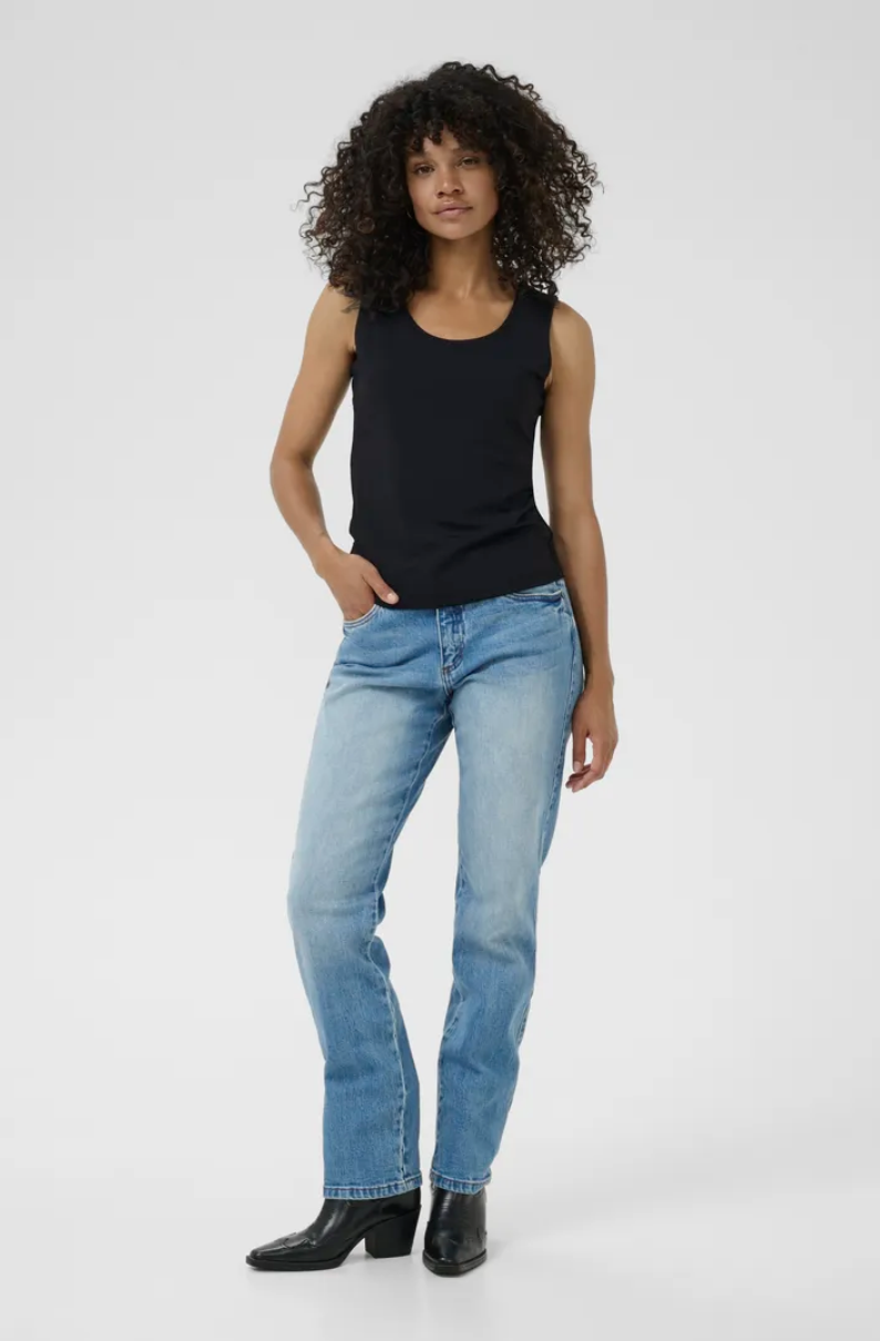 Haut sans manches Arina – KAFFE Haut sans manches Arina – KAFFE