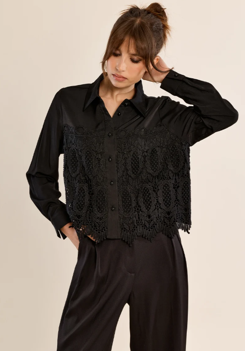 Chemise courte brodée – MOLLY BRACKEN - PW120EH - Molly Bracken Chemise courte brodée – MOLLY BRACKEN - PW120EH - Molly Bracken