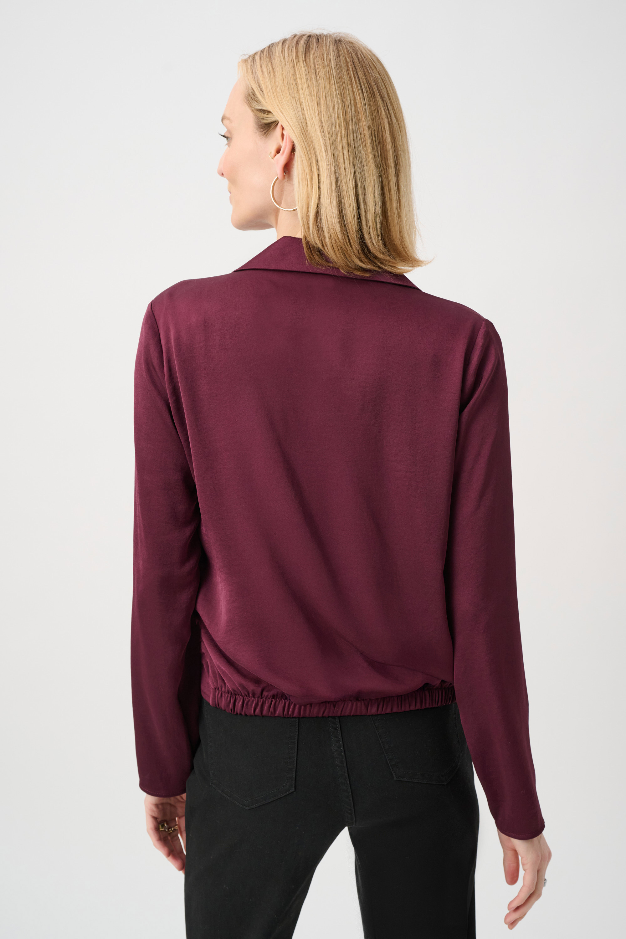 Blouse col en V – JOSEPH RIBKOFF Blouse col en V – JOSEPH RIBKOFF