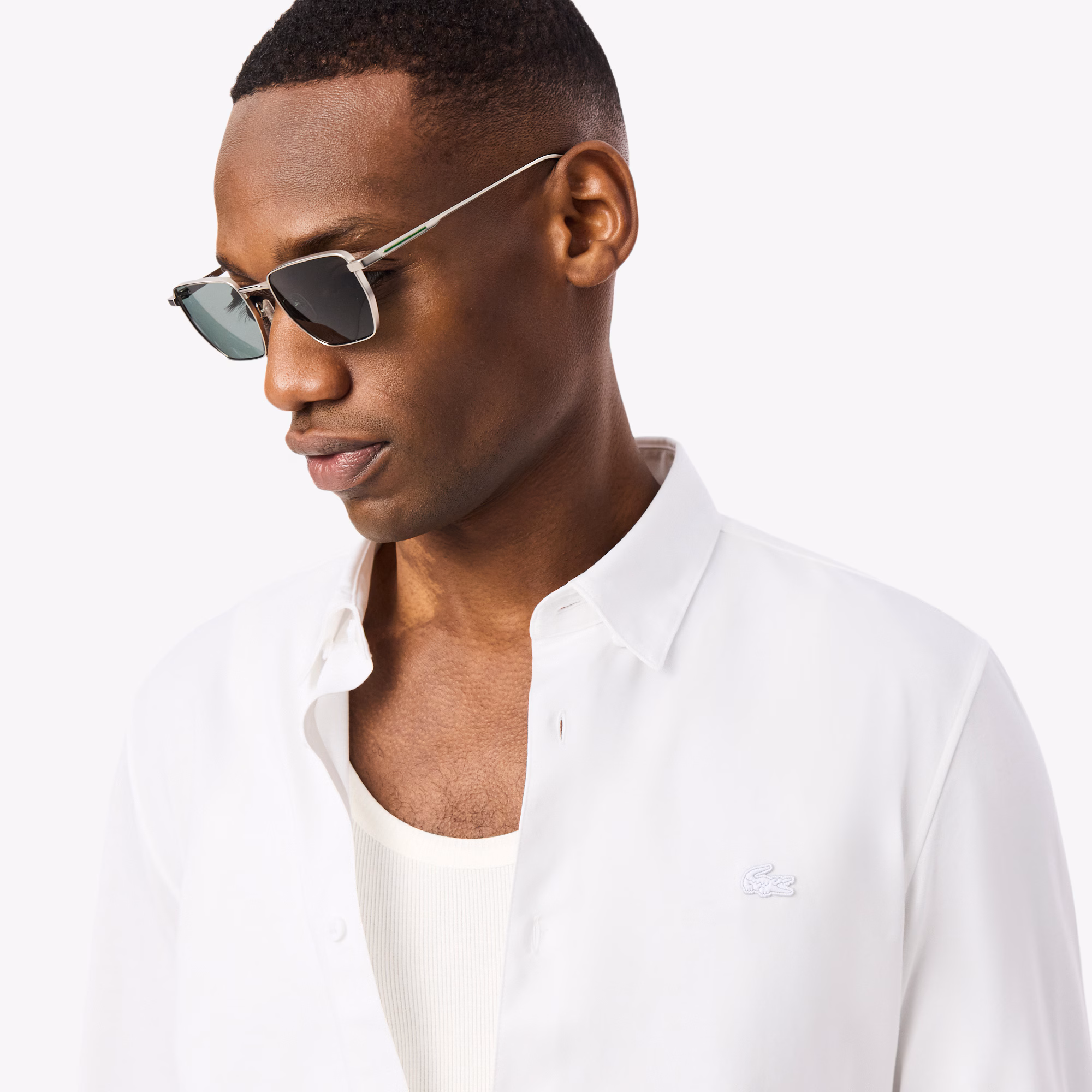 Chemise Moderne Coupe Ajustée – LACOSTE Chemise Moderne Coupe Ajustée – LACOSTE