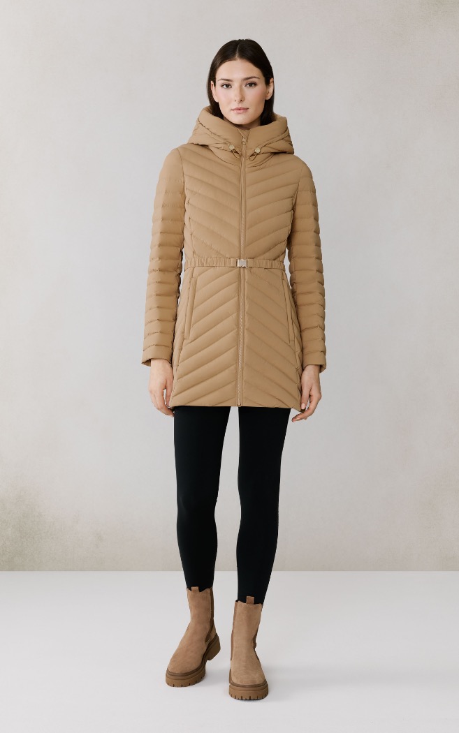 Manteau ESTELLE extensible en duvet avec ceinture - SOIA & KIO Manteau ESTELLE extensible en duvet avec ceinture - SOIA & KIO