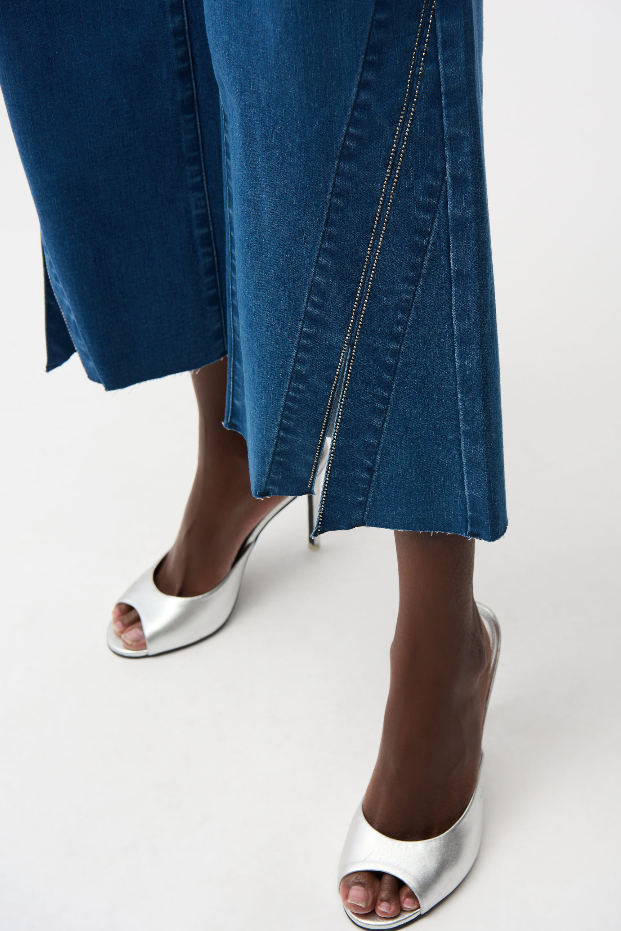 Pantalon écourté taille haute – JOSEPH RIBKOFF Pantalon écourté taille haute – JOSEPH RIBKOFF