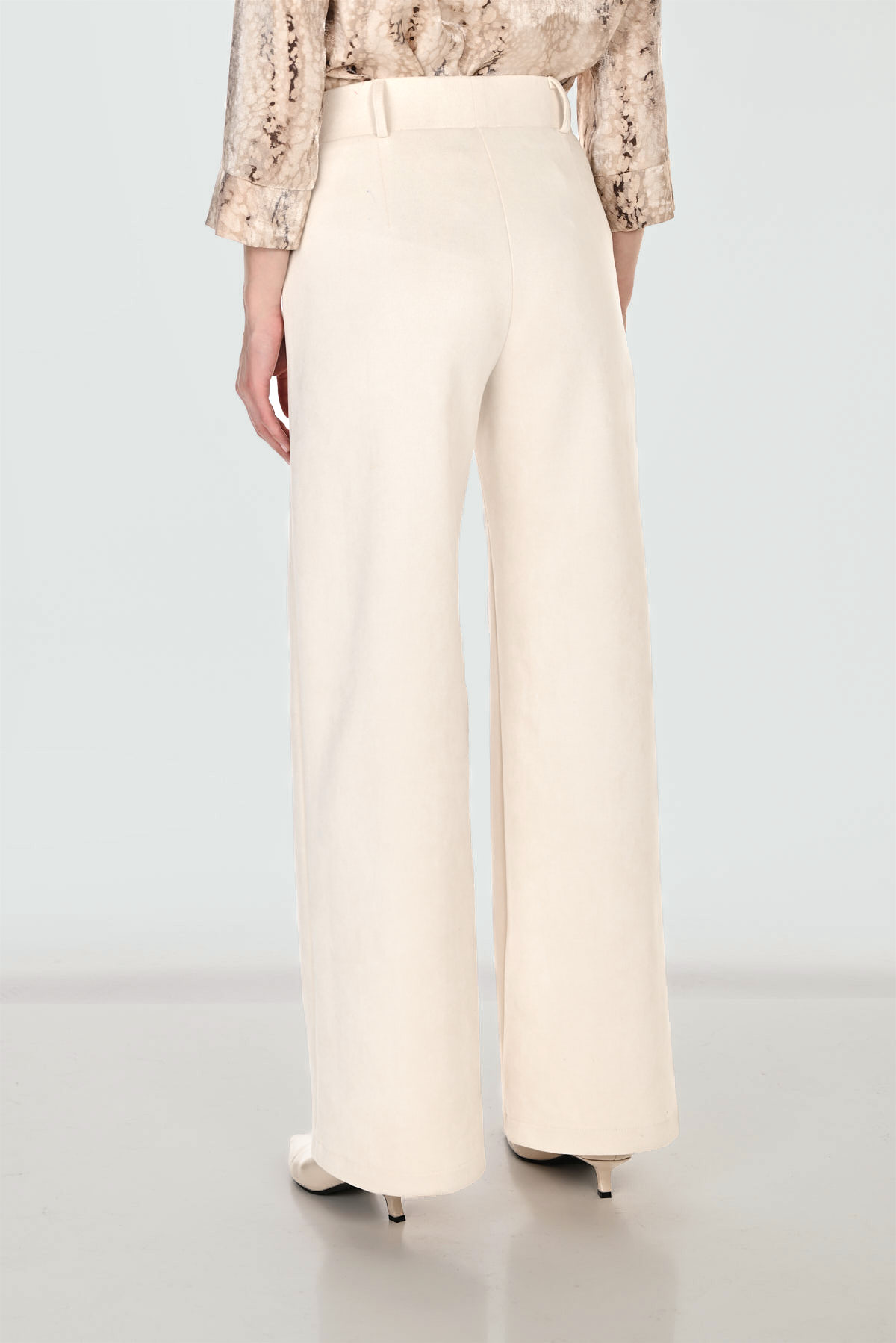 Pantalon évasé ceinturé – FRANK LYMAN Pantalon évasé ceinturé – FRANK LYMAN