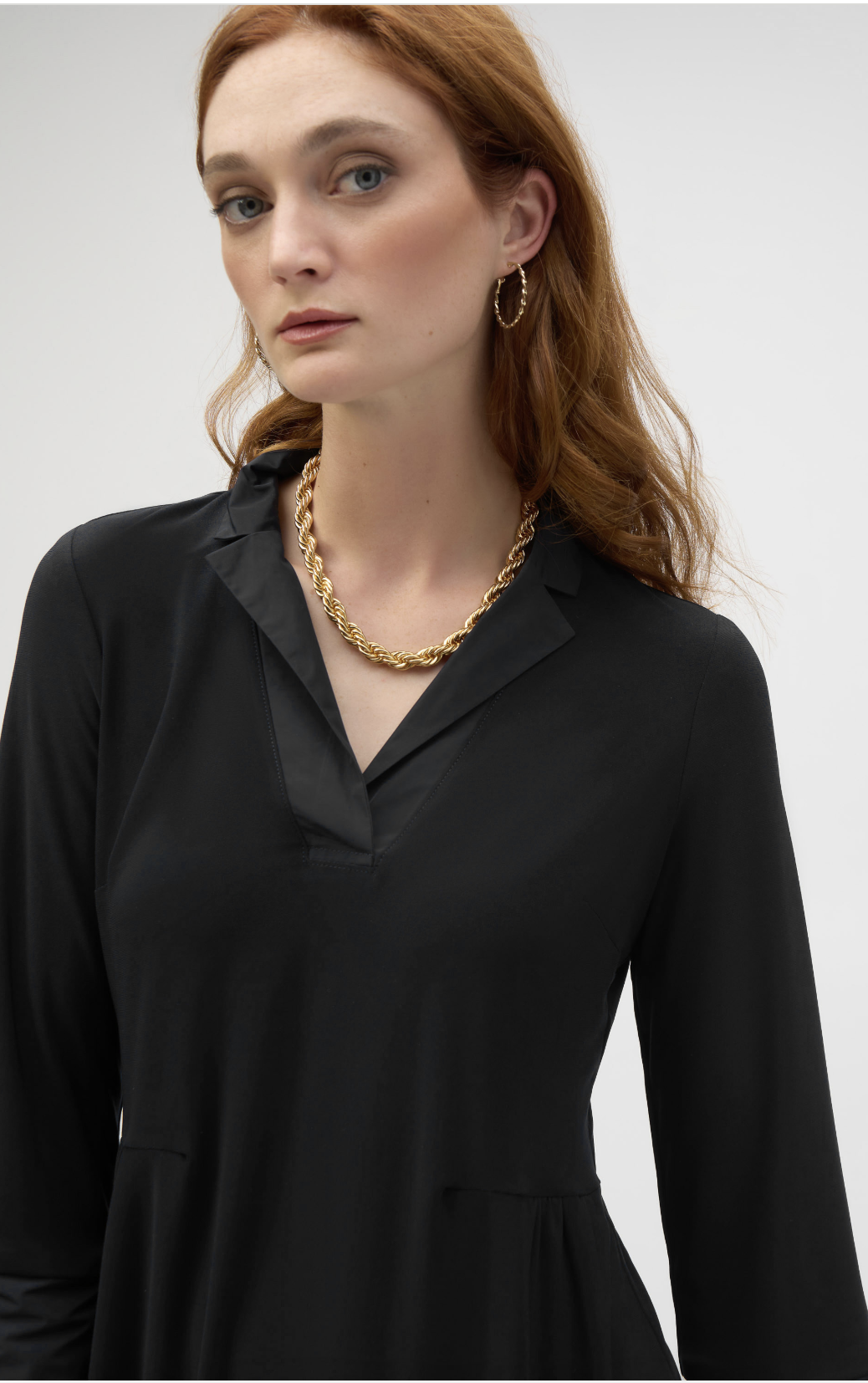 Robe en tricot soyeux - JOSEPH RIBKOFF Robe en tricot soyeux - JOSEPH RIBKOFF