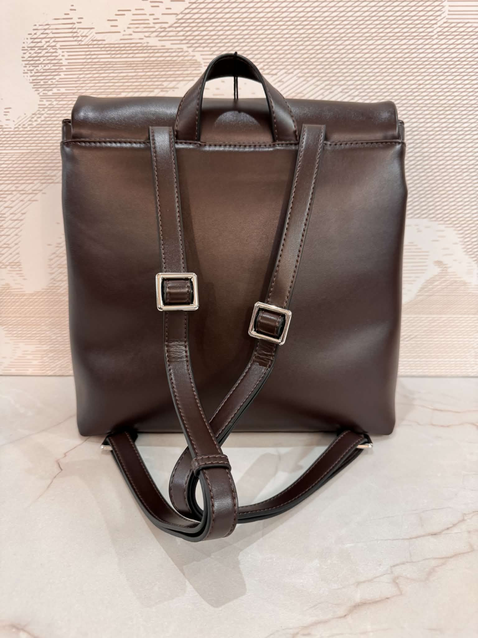 Sac à dos en cuir végane Polly - LAMBERT Sac à dos en cuir végane Polly - LAMBERT