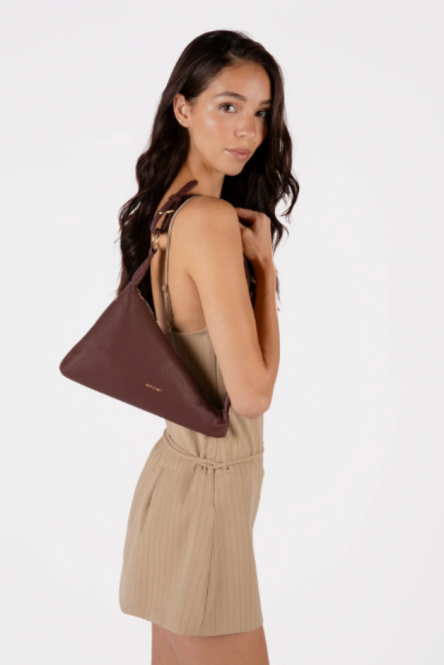 Sac à épaule végan Matina – MATT & NAT Sac à épaule végan Matina – MATT & NAT