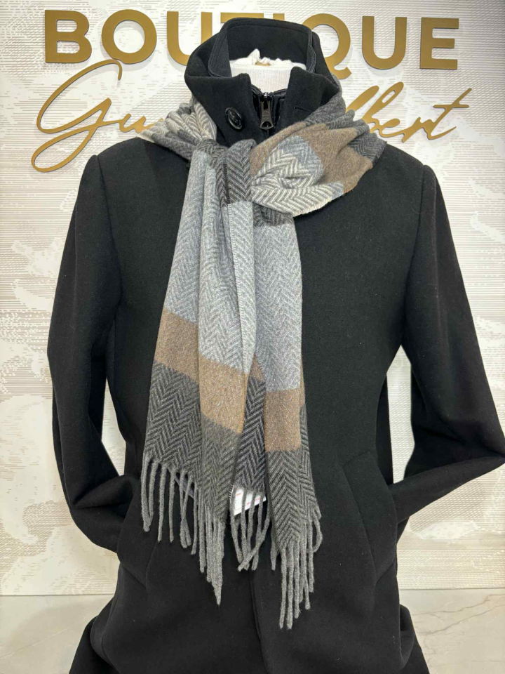 Écharpe à carreaux en mélange cachemire – V. FRAAS - 701145-870 - V.FRAAS Écharpe à carreaux en mélange cachemire – V. FRAAS - 701145-870 - V.FRAAS