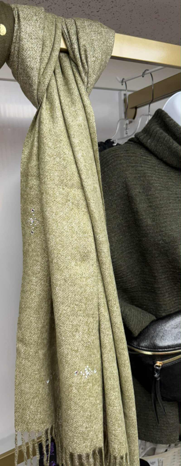 Foulard à tricot saisonnier - LES NANAS - 11258-600 - Les Nanas Foulard à tricot saisonnier - LES NANAS - 11258-600 - Les Nanas