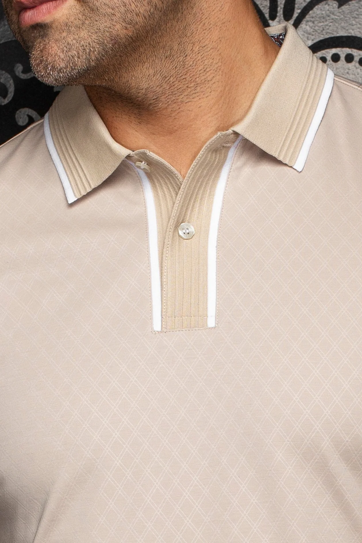 Polo Kaan coupe moderne – AU NOIR