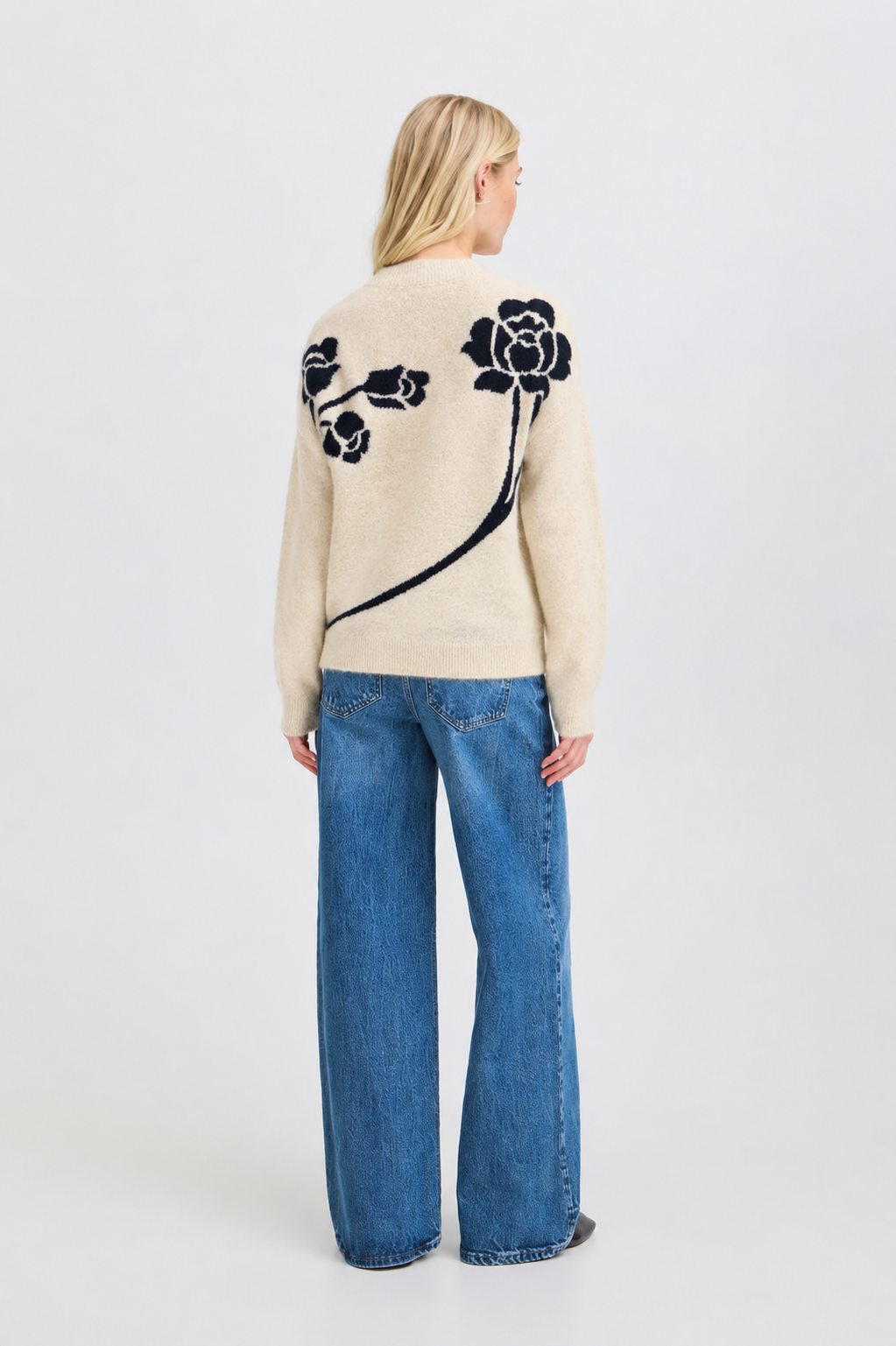 Chandail Omea – B.YOUNG