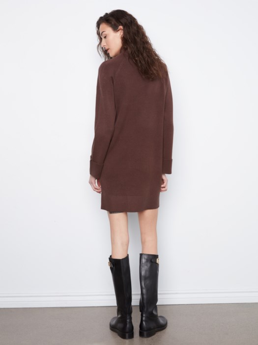 Robe chandail à col montant – CHARLIE B
