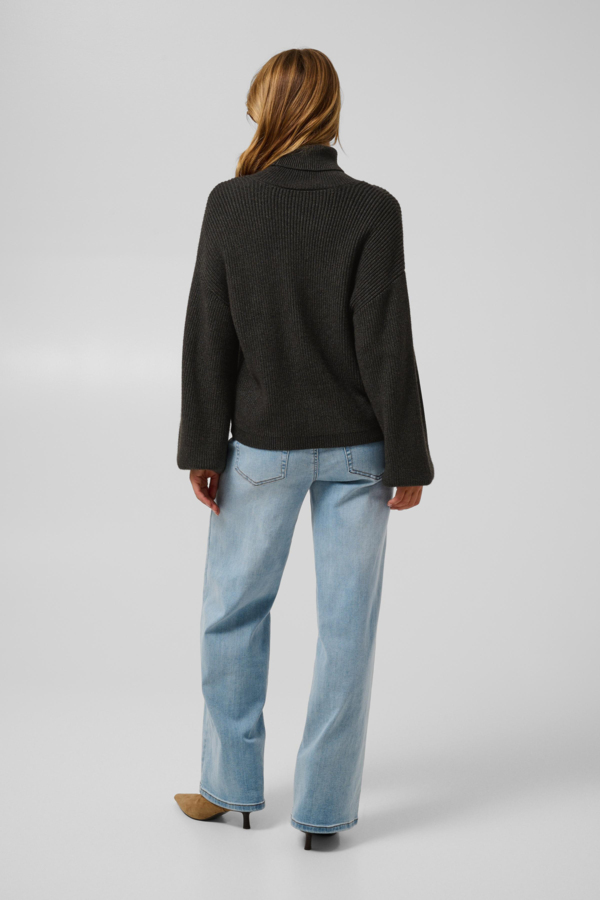 Pull Barbara – KAFFE