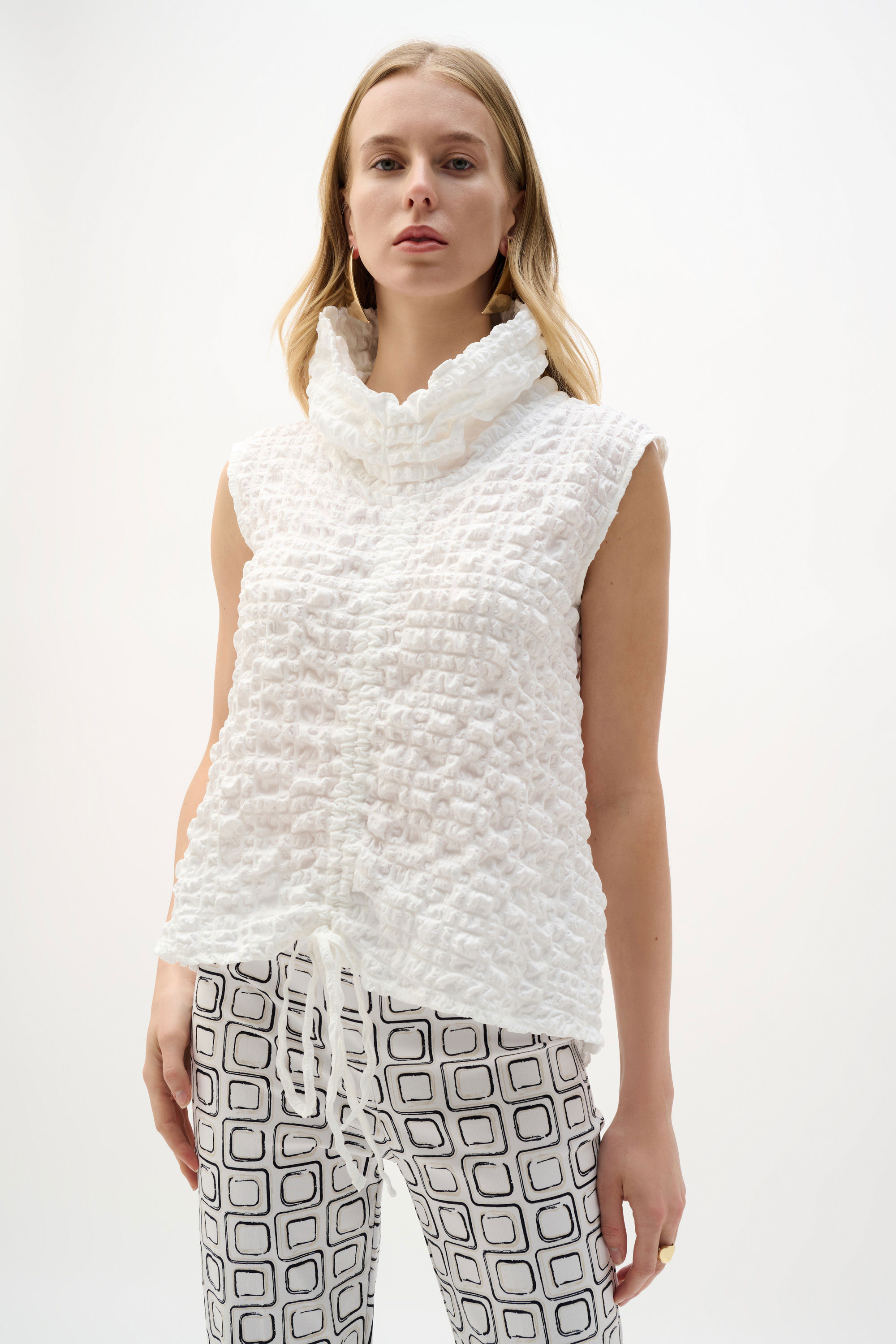 Haut en jacquard sans manches – JOSEPH RIBKOFF - 262091-1761 - Joseph Ribkoff
