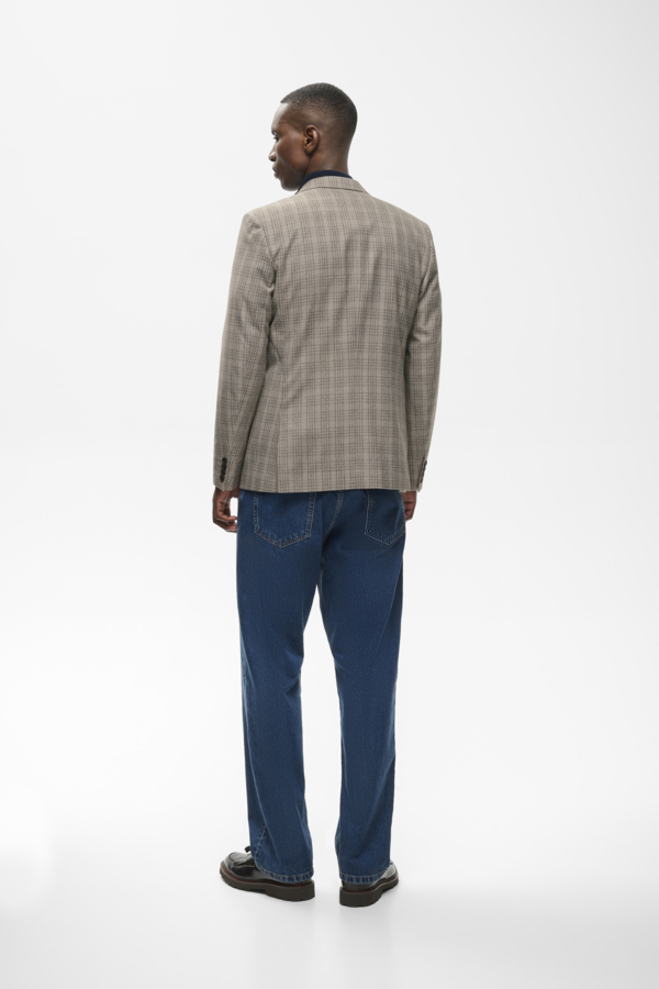 Veston Charles – MATINIQUE