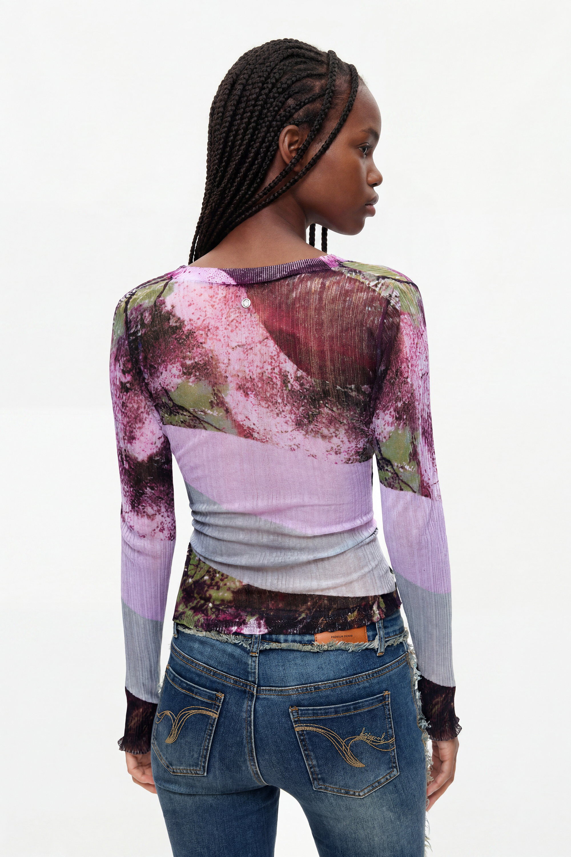 Chandail col V – DESIGUAL