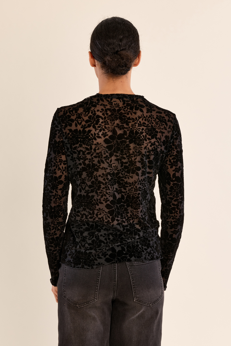 Haut élégant texturé – MOLLY BRACKEN