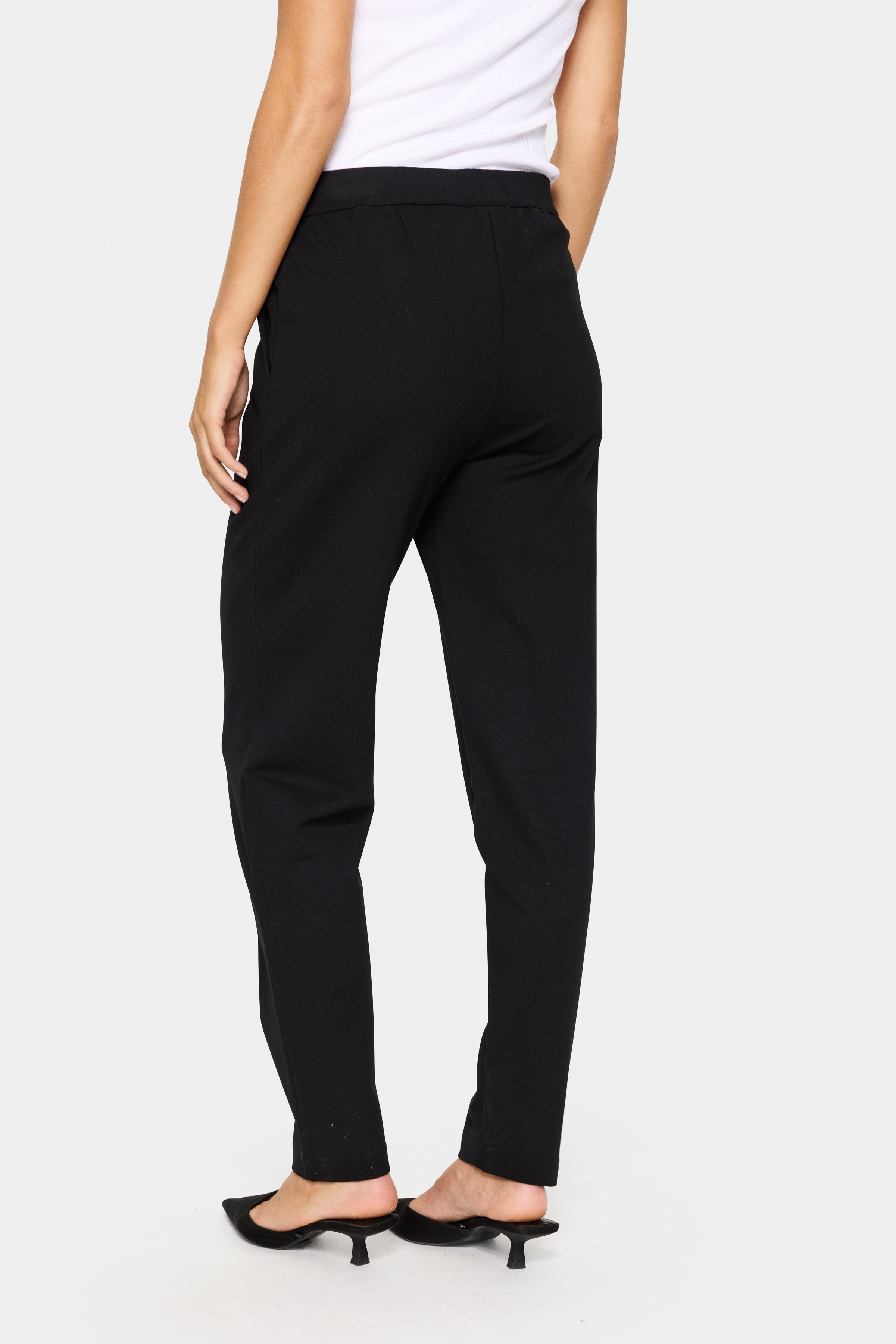 Pantalon décontracté Genny – SAINT-TROPEZ