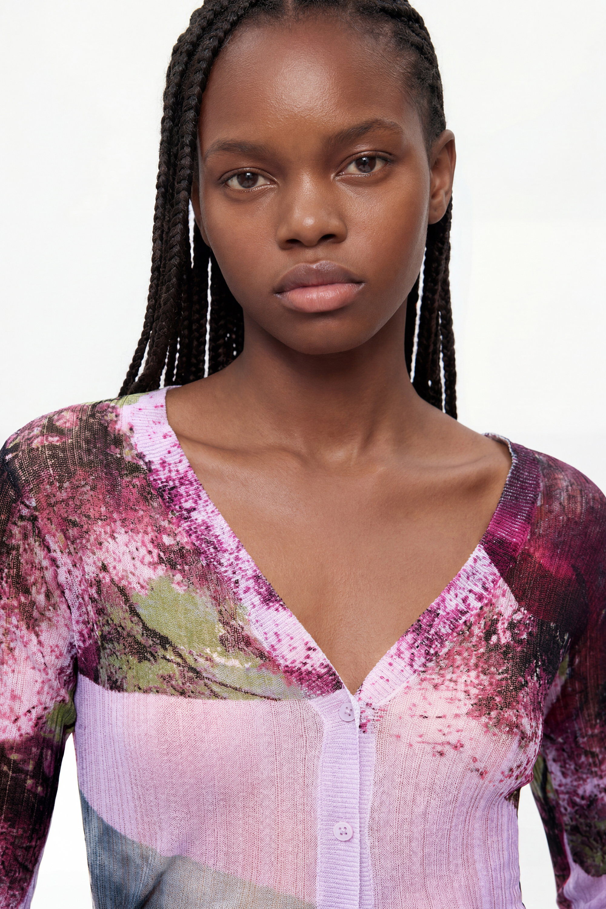 Chandail col V – DESIGUAL