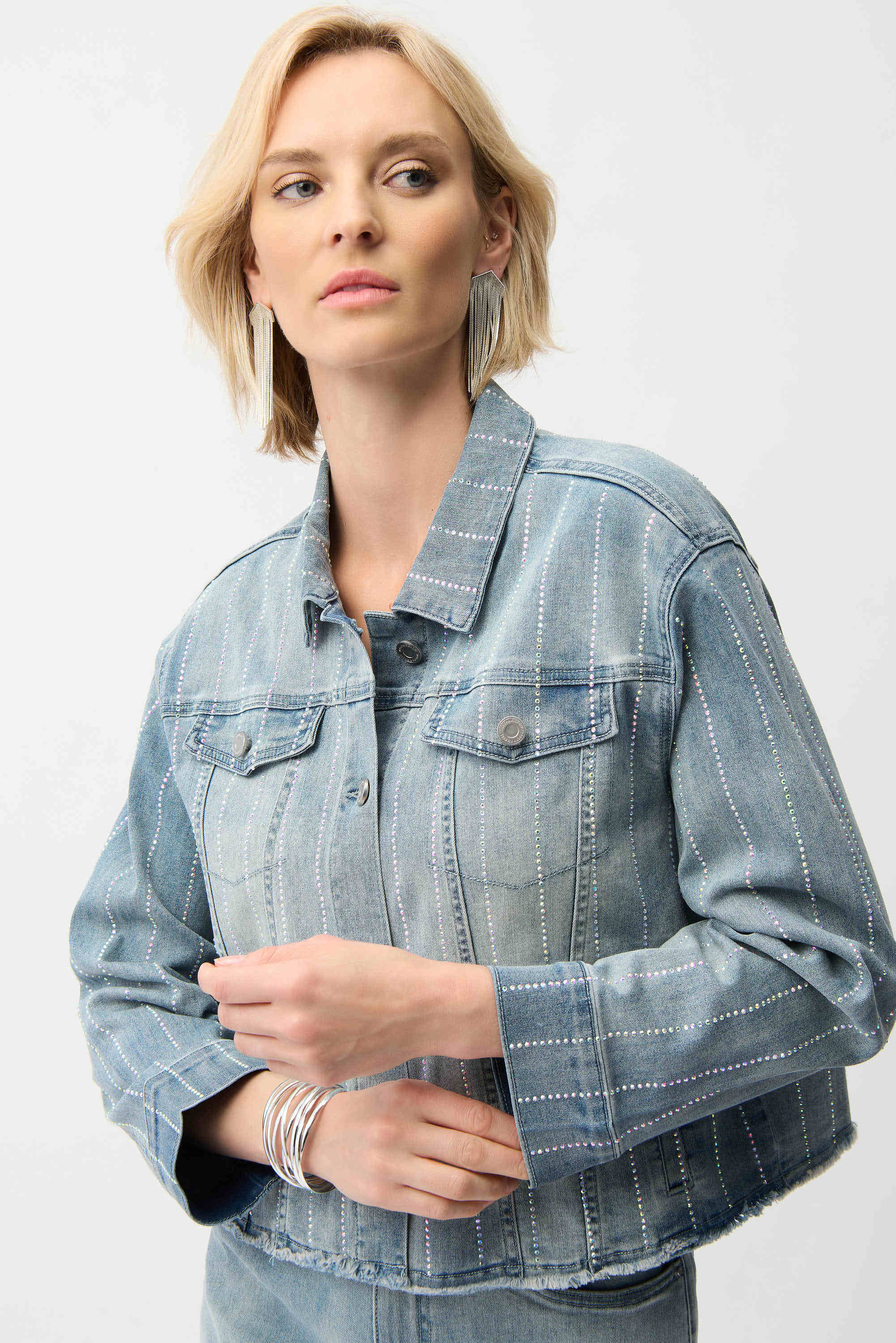 Veste en denim avec strass – JOSEPH RIBKOFF - 261958 - Joseph Ribkoff