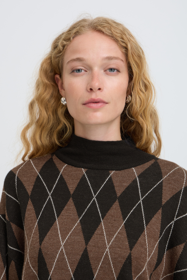 Pull Okaja – B.YOUNG