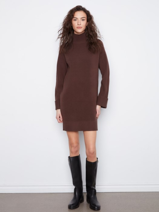 Robe chandail à col montant – CHARLIE B