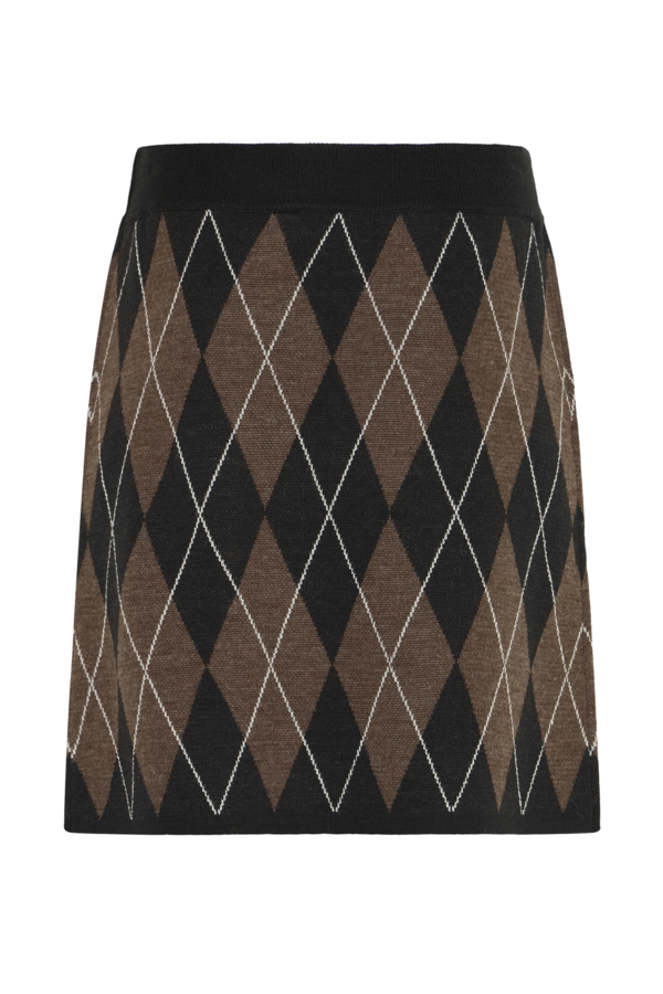 Jupe Okaja – B.YOUNG