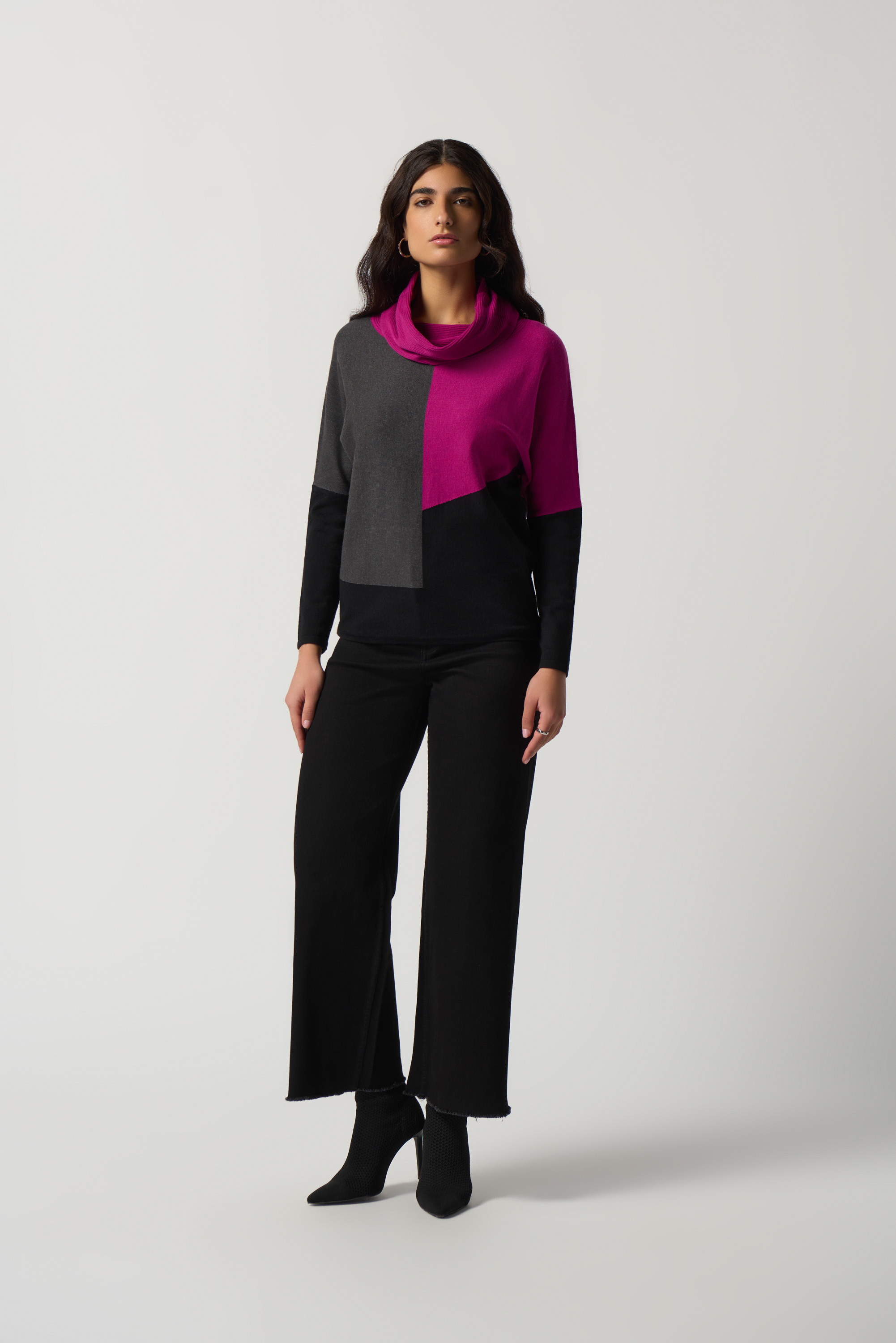 Tricot à encolure bénitier et couleurs contrasté - JOSPEH RIBKOFF 