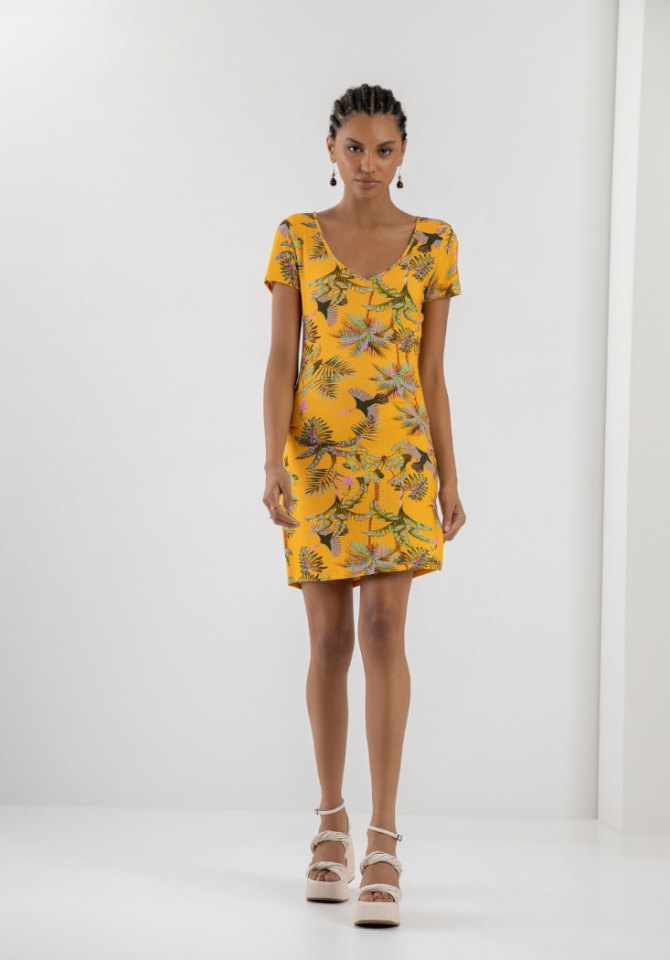 Robe De Soirée Connectée Taille 8 – Rouge Dentelle – Manches 3/4 – Pour Mariage Ou Cocktail