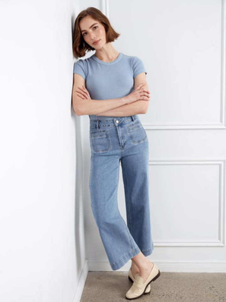 Jean extensible évasée avec poches plaquées - CHARLIE B 