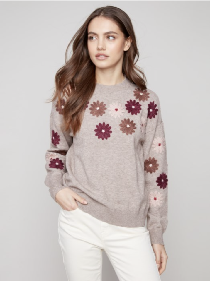 Chandail avec broderies florales – Charlie B