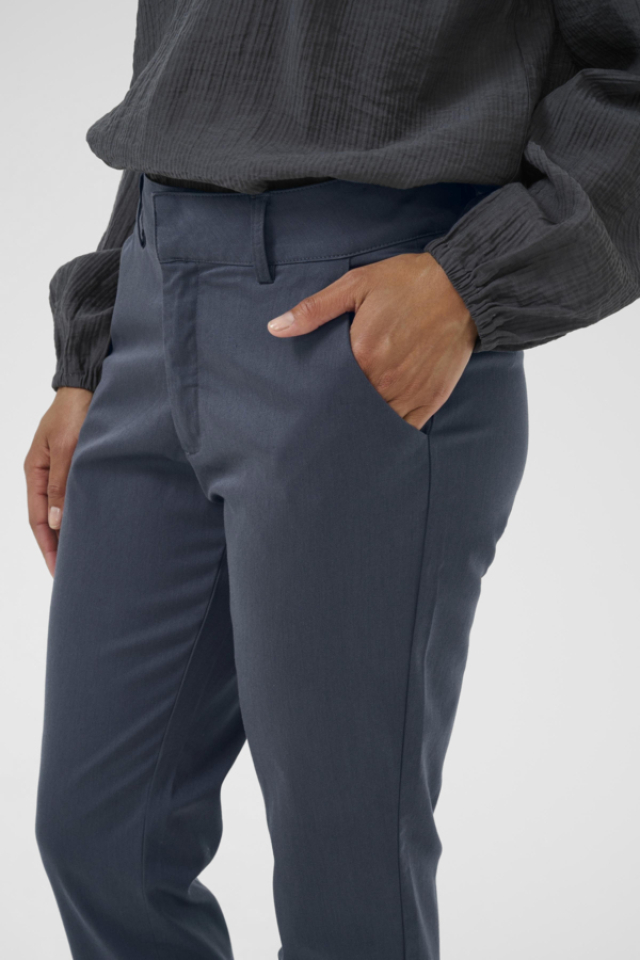 Pantalon Chino - KAFFE 