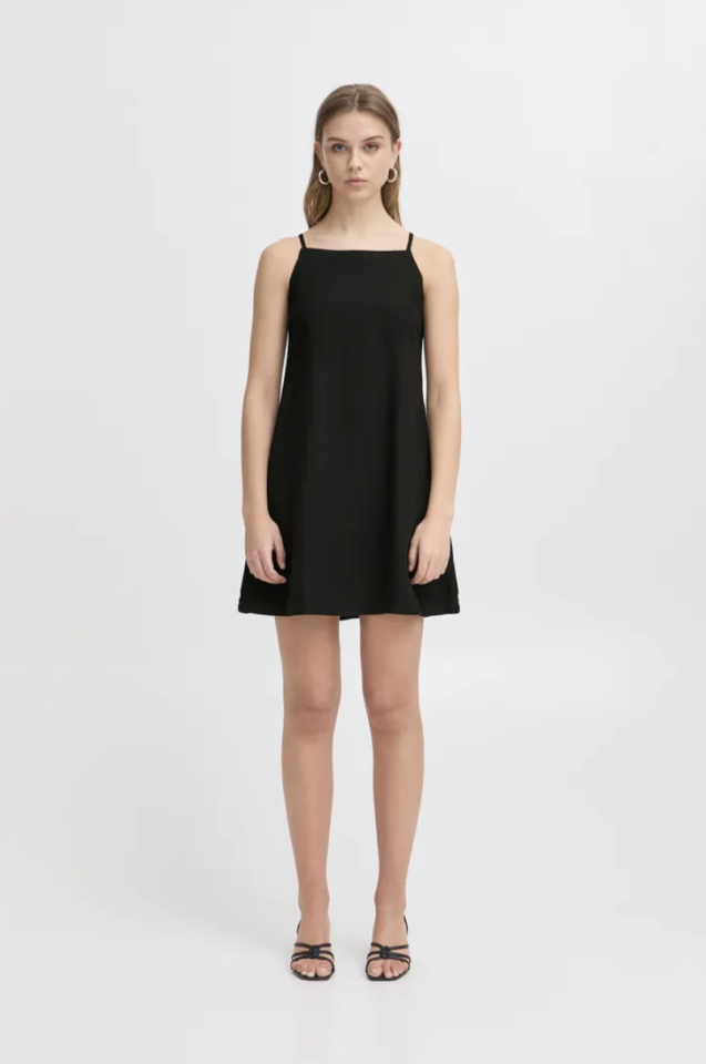 Robe Linno - ICHI - 20122929 - ICHI