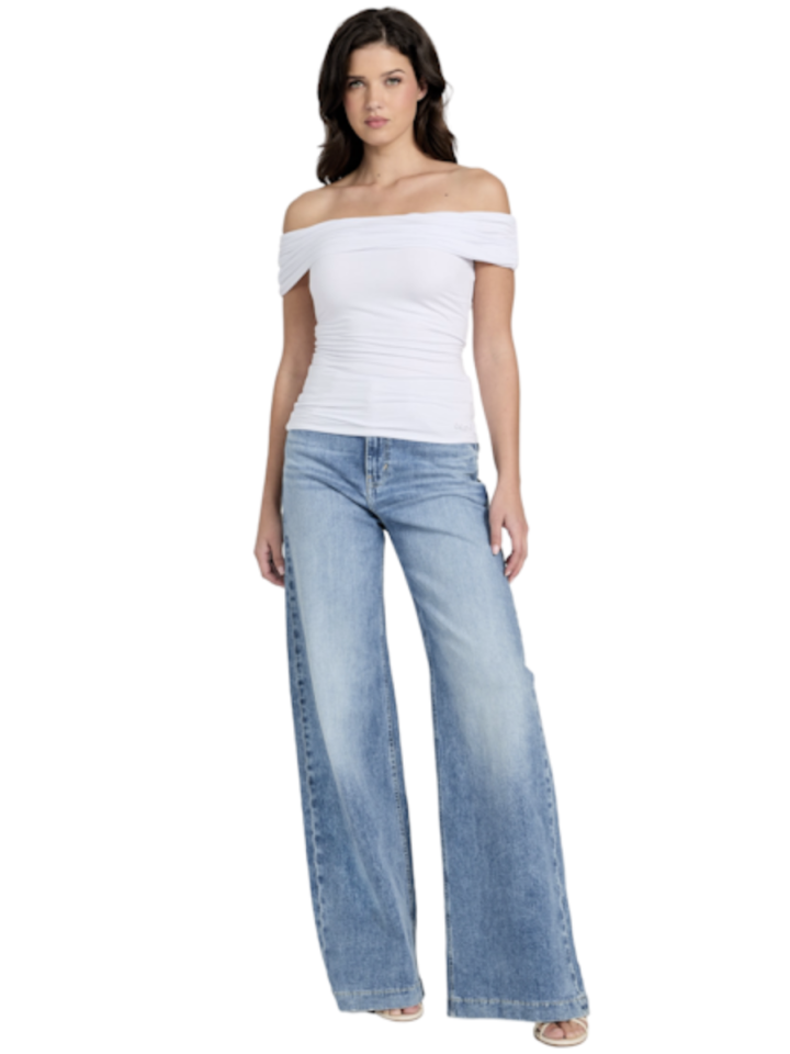 Jean Bellagio - GUESS - W5YA1CD5QP2 - Guess