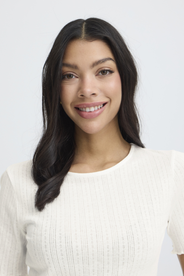 T-shirt Unica – B.YOUNG