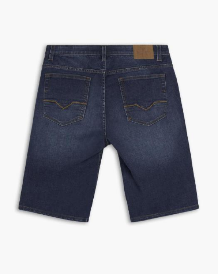 Bermuda Luke – BLACKBULL 